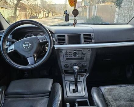 Серый Опель Сигнум, объемом двигателя 3 л и пробегом 380 тыс. км за 3500 $, фото 18 на Automoto.ua