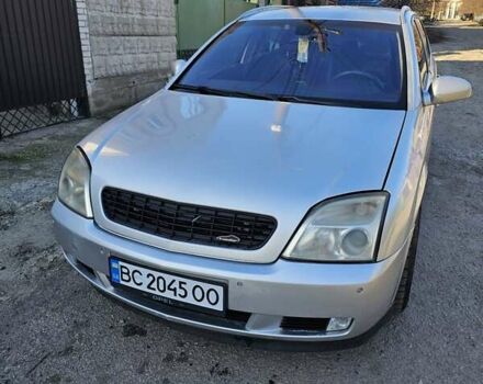 Серый Опель Сигнум, объемом двигателя 3 л и пробегом 380 тыс. км за 3500 $, фото 1 на Automoto.ua