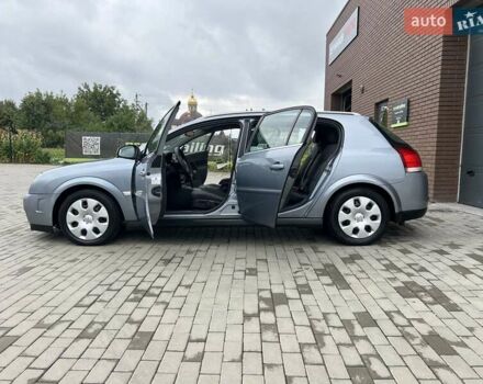 Сірий Опель Сігнум, об'ємом двигуна 2.2 л та пробігом 270 тис. км за 4200 $, фото 2 на Automoto.ua