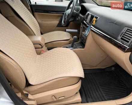 Сірий Опель Сігнум, об'ємом двигуна 2.96 л та пробігом 329 тис. км за 3300 $, фото 40 на Automoto.ua