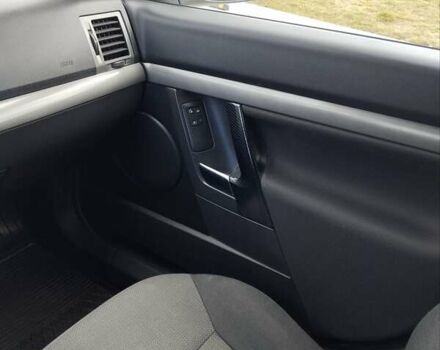 Серый Опель Сигнум, объемом двигателя 2.2 л и пробегом 228 тыс. км за 3200 $, фото 11 на Automoto.ua