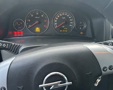 Серый Опель Сигнум, объемом двигателя 2.2 л и пробегом 342 тыс. км за 3500 $, фото 10 на Automoto.ua