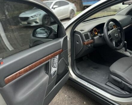 Серый Опель Сигнум, объемом двигателя 2.2 л и пробегом 360 тыс. км за 4250 $, фото 8 на Automoto.ua