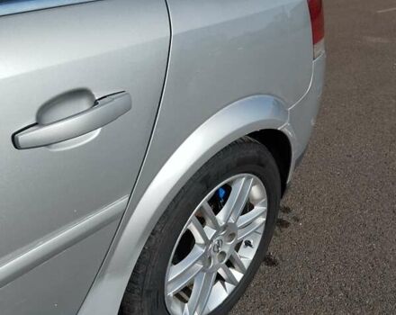 Серый Опель Сигнум, объемом двигателя 2.17 л и пробегом 342 тыс. км за 3000 $, фото 15 на Automoto.ua