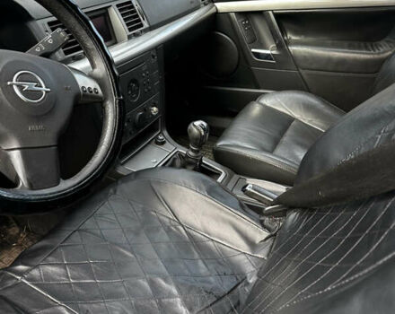 Серый Опель Сигнум, объемом двигателя 2.2 л и пробегом 270 тыс. км за 3500 $, фото 8 на Automoto.ua