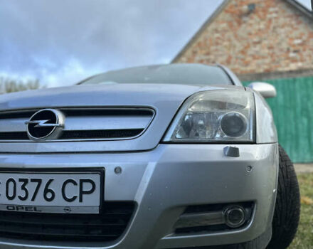 Серый Опель Сигнум, объемом двигателя 2.2 л и пробегом 270 тыс. км за 3500 $, фото 1 на Automoto.ua