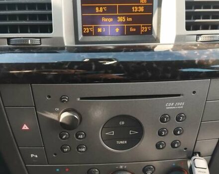 Серый Опель Сигнум, объемом двигателя 2.17 л и пробегом 342 тыс. км за 3000 $, фото 4 на Automoto.ua