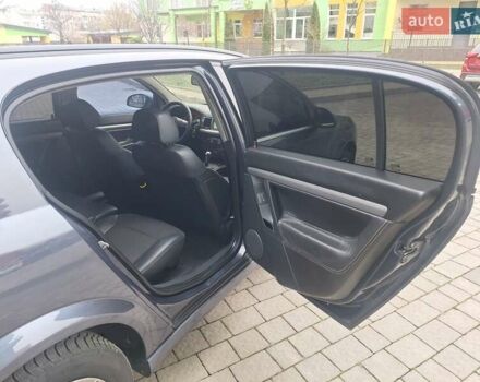 Серый Опель Сигнум, объемом двигателя 1.9 л и пробегом 274 тыс. км за 5450 $, фото 22 на Automoto.ua