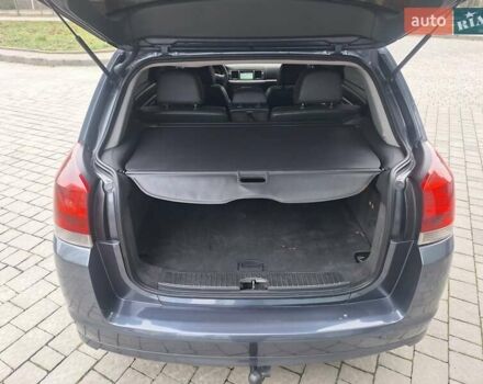 Серый Опель Сигнум, объемом двигателя 1.9 л и пробегом 274 тыс. км за 5450 $, фото 26 на Automoto.ua