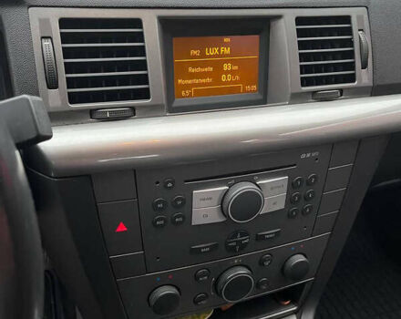 Серый Опель Сигнум, объемом двигателя 1.91 л и пробегом 318 тыс. км за 4500 $, фото 11 на Automoto.ua