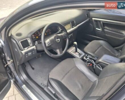 Серый Опель Сигнум, объемом двигателя 1.9 л и пробегом 274 тыс. км за 5450 $, фото 30 на Automoto.ua