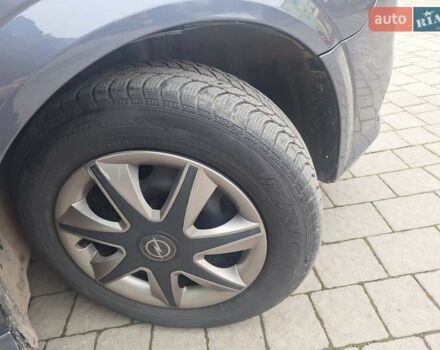 Серый Опель Сигнум, объемом двигателя 1.9 л и пробегом 274 тыс. км за 5450 $, фото 12 на Automoto.ua