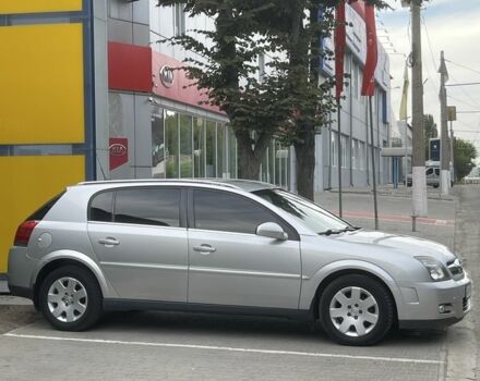 Серый Опель Сигнум, объемом двигателя 1.9 л и пробегом 319 тыс. км за 5000 $, фото 3 на Automoto.ua