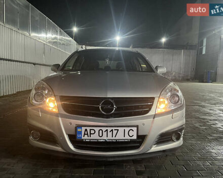 Серый Опель Сигнум, объемом двигателя 2.2 л и пробегом 251 тыс. км за 4700 $, фото 9 на Automoto.ua