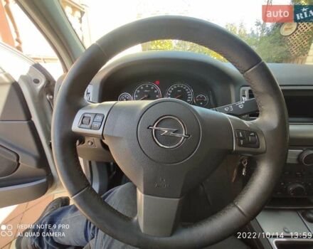 Серый Опель Сигнум, объемом двигателя 2.2 л и пробегом 185 тыс. км за 6500 $, фото 10 на Automoto.ua