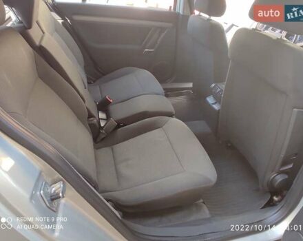 Серый Опель Сигнум, объемом двигателя 2.2 л и пробегом 185 тыс. км за 6500 $, фото 11 на Automoto.ua