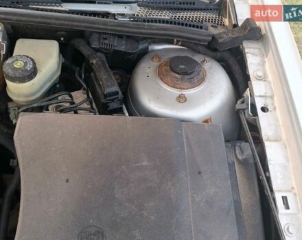 Сірий Опель Сігнум, об'ємом двигуна 2.2 л та пробігом 310 тис. км за 3000 $, фото 17 на Automoto.ua