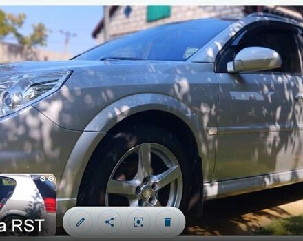 Серый Опель Сигнум, объемом двигателя 1.9 л и пробегом 300 тыс. км за 6250 $, фото 1 на Automoto.ua