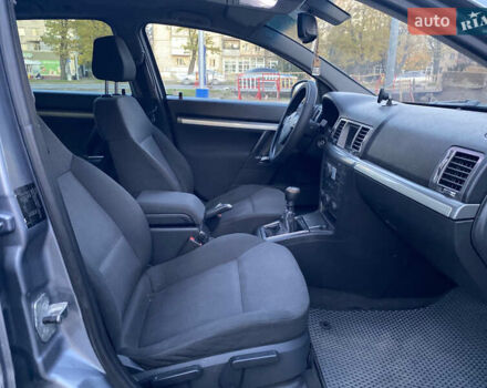 Опель Сигнум 2007 в Николаеве на Automoto.ua Серый Опель Сигнум, объемом двигателя 1.91 л и пробегом 299 тыс. км за 5599 $, фото 9 на Automoto.ua