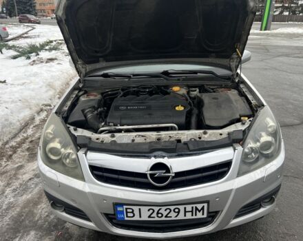 Серый Опель Сигнум, объемом двигателя 1.9 л и пробегом 395 тыс. км за 5000 $, фото 12 на Automoto.ua