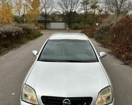 Серый Опель Сигнум, объемом двигателя 1.9 л и пробегом 270 тыс. км за 1950 $, фото 1 на Automoto.ua