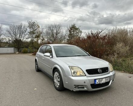 Серый Опель Сигнум, объемом двигателя 1.9 л и пробегом 270 тыс. км за 1950 $, фото 2 на Automoto.ua