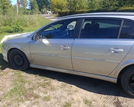 Серый Опель Сигнум, объемом двигателя 0 л и пробегом 281 тыс. км за 2749 $, фото 5 на Automoto.ua