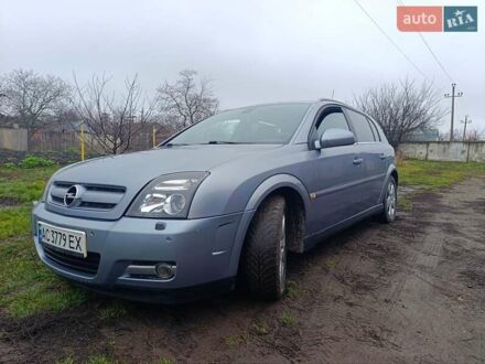 Серый Опель Сигнум, объемом двигателя 2.17 л и пробегом 326 тыс. км за 3600 $, фото 1 на Automoto.ua