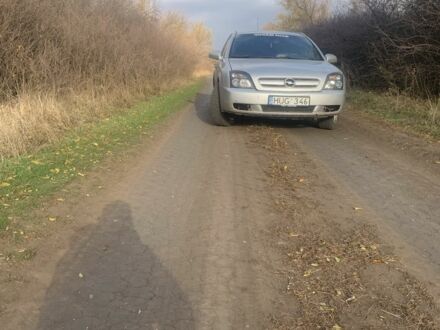 Опель Сигнум 2003 в Петропавловке на Automoto.ua Серый Опель Сигнум, объемом двигателя 3 л и пробегом 367 тыс. км за 2600 $, фото 1 на Automoto.ua