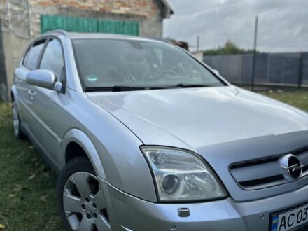 Серый Опель Сигнум, объемом двигателя 2.2 л и пробегом 270 тыс. км за 3500 $, фото 1 на Automoto.ua