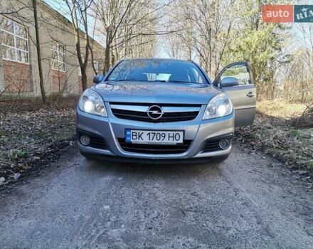 Сірий Опель Сігнум, об'ємом двигуна 1.91 л та пробігом 330 тис. км за 5300 $, фото 1 на Automoto.ua