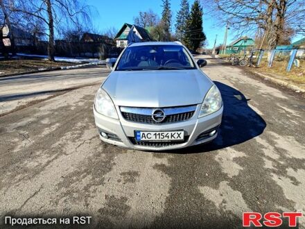 Сірий Опель Сігнум, об'ємом двигуна 1.9 л та пробігом 299 тис. км за 5600 $, фото 1 на Automoto.ua