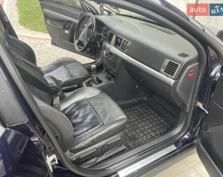 Синій Опель Сігнум, об'ємом двигуна 3 л та пробігом 375 тис. км за 4150 $, фото 10 на Automoto.ua