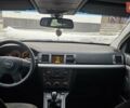 Синий Опель Сигнум, объемом двигателя 2.2 л и пробегом 298 тыс. км за 4350 $, фото 4 на Automoto.ua