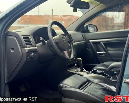 Синий Опель Сигнум, объемом двигателя 1.9 л и пробегом 253 тыс. км за 4350 $, фото 6 на Automoto.ua