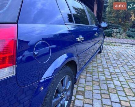 Синий Опель Сигнум, объемом двигателя 2.96 л и пробегом 246 тыс. км за 5500 $, фото 5 на Automoto.ua