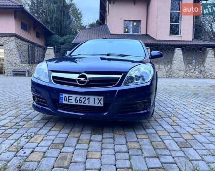Синий Опель Сигнум, объемом двигателя 2.96 л и пробегом 246 тыс. км за 5500 $, фото 3 на Automoto.ua