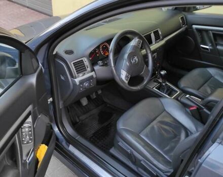 Синий Опель Сигнум, объемом двигателя 1.9 л и пробегом 215 тыс. км за 7800 $, фото 1 на Automoto.ua