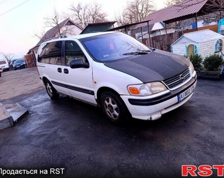 Белый Опель Синтра, объемом двигателя 2.2 л и пробегом 325 тыс. км за 2000 $, фото 1 на Automoto.ua