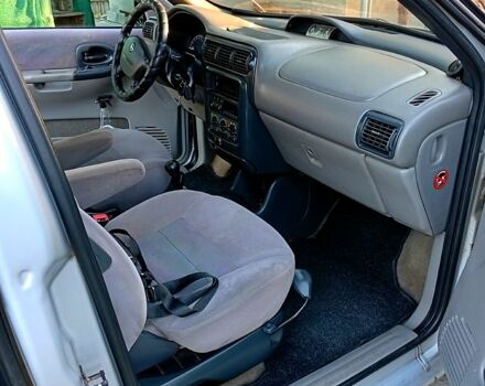 Опель Синтра, объемом двигателя 2.2 л и пробегом 154 тыс. км за 4000 $, фото 3 на Automoto.ua