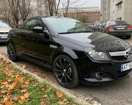 Черный Опель Тигра, объемом двигателя 1.8 л и пробегом 167 тыс. км за 5000 $, фото 4 на Automoto.ua