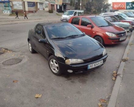 Чорний Опель Тігра, об'ємом двигуна 1.4 л та пробігом 260 тис. км за 2000 $, фото 8 на Automoto.ua