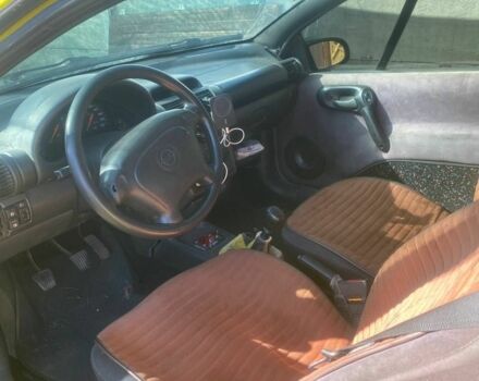 Желтый Опель Тигра, объемом двигателя 1.6 л и пробегом 777 тыс. км за 1500 $, фото 6 на Automoto.ua