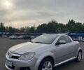 Серый Опель Тигра, объемом двигателя 1.4 л и пробегом 210 тыс. км за 4500 $, фото 1 на Automoto.ua