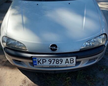 Серый Опель Тигра, объемом двигателя 1.6 л и пробегом 158 тыс. км за 2600 $, фото 1 на Automoto.ua