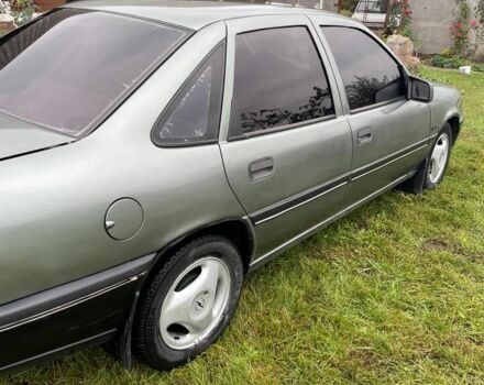 Сірий Опель Тігра, об'ємом двигуна 1.6 л та пробігом 326 тис. км за 1500 $, фото 2 на Automoto.ua