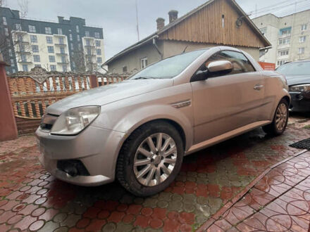 Опель Тігра 2005 у Мостисках на Automoto.ua Сірий Опель Тігра, об'ємом двигуна 1.4 л та пробігом 242 тис. км за 2700 $, фото 1 на Automoto.ua