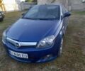 Синий Опель Тигра, объемом двигателя 1.4 л и пробегом 150 тыс. км за 4100 $, фото 1 на Automoto.ua