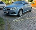 Синий Опель Тигра, объемом двигателя 1.36 л и пробегом 24 тыс. км за 3500 $, фото 1 на Automoto.ua