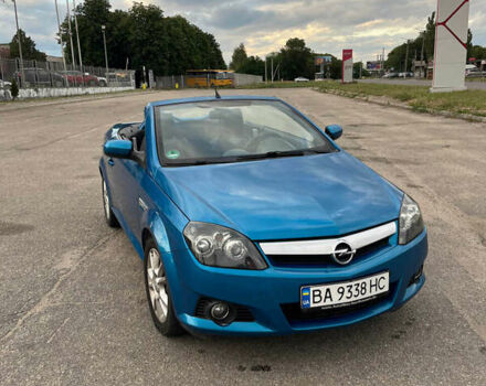 Синій Опель Тігра, об'ємом двигуна 1.2 л та пробігом 220 тис. км за 4900 $, фото 2 на Automoto.ua